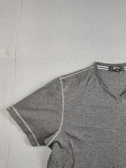 Fiji Men Shirt M Gray V Neck Short Sleeve Flat Front Comfort Pullover Tee Casual
