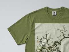 100% Cotton Tee – Regular Fit – Unisex – Chinese Botanical Print – Winter Scene