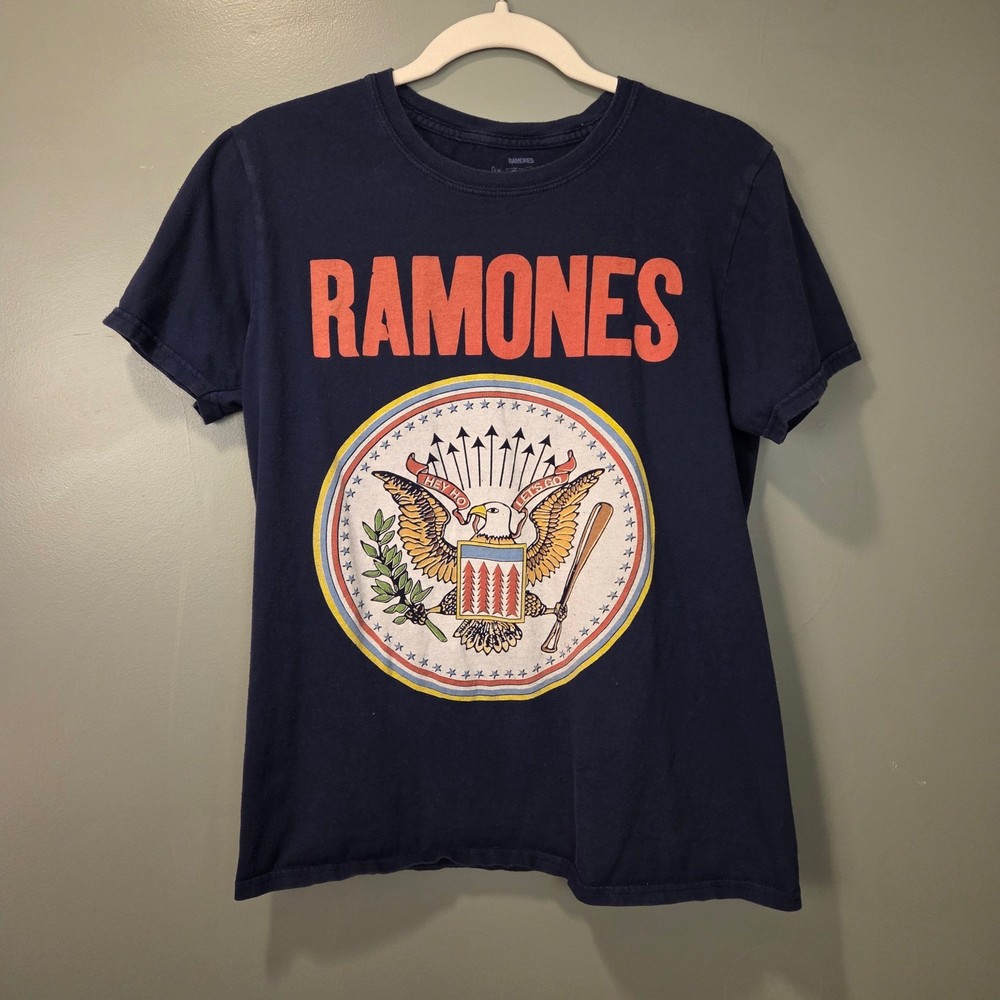 Ramones Full Colour Seal Graphic T-Shirt Men’s Size M Navy Blue Multi