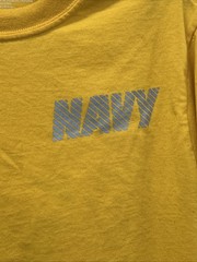 US Navy Men T-Shirt Size Small Mustard Graphic Shiny Lettering Short Sleeve