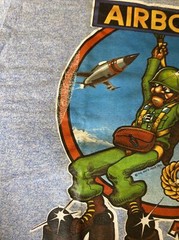 Vintage Airborne T-Shirt L Parachute Army Ranger 70’s The Rats Hole Screen Stars