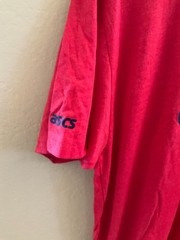 EXCELLENT Mens Asics Activewear T-Shirt Red Size L Dark Blue Logo 50/50 Blend
