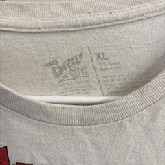 Budweiser T-Shirts (2) Men’s XL & Adjustable Strap Hat White Graphic Print