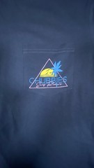 Chubbies Men’s Navy Blue Surf Riders Tee Size Medium Color Block Neon Boat