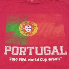 2014 FIFA World Cup Brazil T-Shirt Size Medium Portugal Soccer Team Graphic Tee