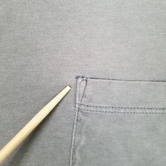 GAP Unisex Gray Basic Pocket T-Shirt Size Small Faded Design Classic Comfort