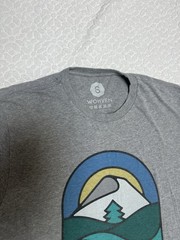 Woven grey T shirt vintage vibes Size small Short Sleeves Men’s