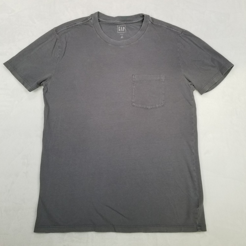 GAP Unisex Gray Basic Pocket T-Shirt Size Small Faded Design Classic Comfort