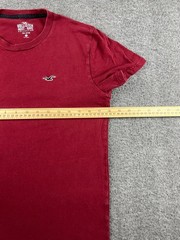Hollister Must-Have Collection Men’s Red Cotton T-Shirt XS