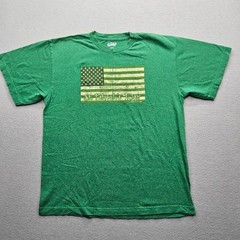 St. Patrick’s Day Men’s Large Green American Flag Short Sleeve T-Shirt