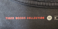 Nike Tiger Woods Collection Black & Red Graphic Dri Fit T Shirt Size Medium