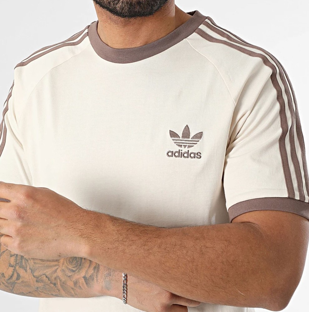 NEW MEN’S ADIDAS ORIGINALS 3-STRIPES CALIFORNIA TEE SHIRT ~SIZE LARGE #JN702
