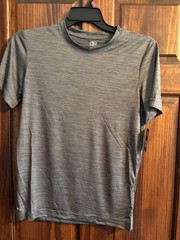 Athletic Works Jersey Tee Shirt DriWorks Material Size Small 34-36 NWT