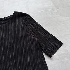Japan Unbranded Issey Pleats Please Style Vintage Black Pleated T Shirt