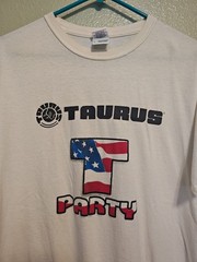 Vintage T Party Taurus Judge White T-shirt Size Large Used As-Is Distressed