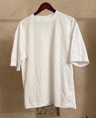 Uniqlo U Airism oversized half sleeve white t-shirt, size M, good condition