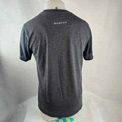 Oakley T Shirt Mens Medium Grey Hydrolix Regular Fit Casual Golf Sports Outdoors