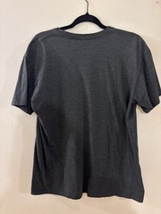 Disney Aladdin Genie Graphic T Shirt Dark Gray Short Sleeve Size Large Nostalgia