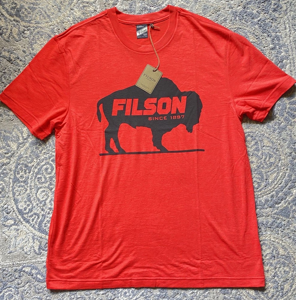 Filson Alaskan Outfitters T Shirt Men’s Large Cardinal Red BLACK BISON Logo New