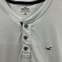 Hollister Must Have Collection Henley Tee Mens Short Sleeve T-Shirt Large Preppy
