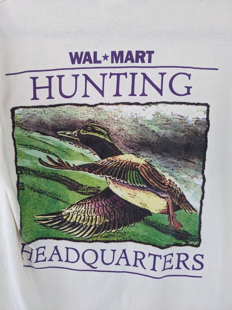 Vtg Walmart Sports Specialist Hunting Headquarters Associate Crewneck Tee Medium