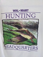 Vtg Walmart Sports Specialist Hunting Headquarters Associate Crewneck Tee Medium