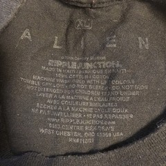 Ripple Junction Alien Xenomorph & Jones Cartoon Graphic T-Shirt (Men’s XL/Black)