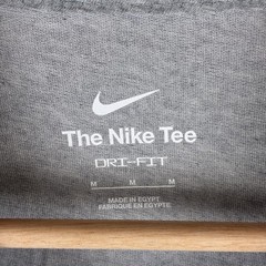 Nike Dri-FIT Men’s Swoosh Graphic T-Shirt Gray Black Logo M CZ9724-063 NWT