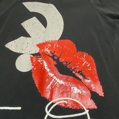 Frost Originals Urban Graphic Printed Black Red Kiss Lips Cotton T Shirt Sz S