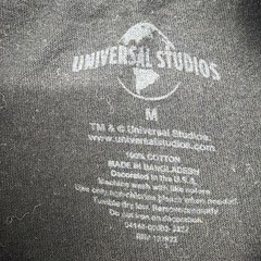 Universal Studios T-shirt Men M Black Graphic Print Logo 100% Cotton.#44861