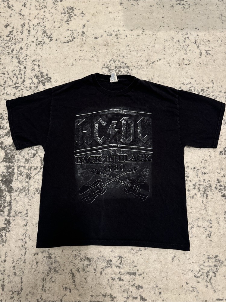 AC/DC Back In Black T-Shirt Mens Sz Large Delta Pro Weight Tag