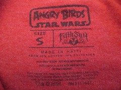ANGRY BIRDS STAR WARS ED. CREW NECK T-SHIRT SIZE​ SMALL 60/40 SOFT FEEL COTTON