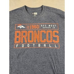NFL Team Apparel Denver Broncos Mens Large Heather Grey Graphic Football T-Shirt
