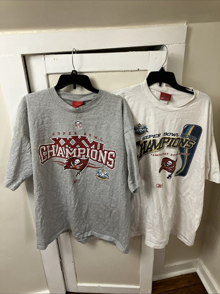Y2K Reebok Tampa Bay Buccaneers Super Bowl XXXVII Lot Of 2 T Shirts Wear Read