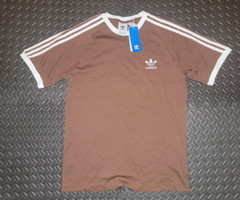 NEW MENS ADIDAS ORIGINALS 3-STRIPES CALIFORNIA TEE SHIRT ~SIZE MEDIUM IZ307