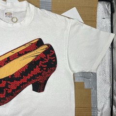 VTG 80s Wizard of Oz 20.5” x 29” Ruby Slippers / Stanley DeSantis T Shirt