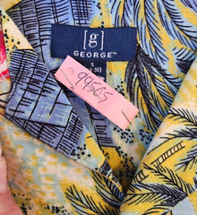 Men’s Hawaiian Button Up Shirt, Small, great shape. Combine Shipping