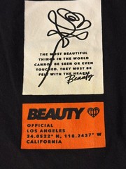 Fashion Nova Beauty Black Graphic T Shirt Minimalist Face Graphic Text Sz Small