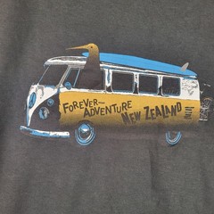 Wild Kiwi Shirt Mens Large Forever Adventure New Zealand Kiwi Bus Graphic Tee