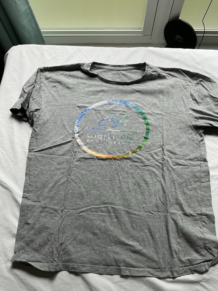 Clark Little Photography Tshirt XL EUC Gray Hawaii