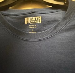 NWT Duluth Trading Co Longtail T Shirt Large Navy Blue Relaxed Fit Pocket Tee