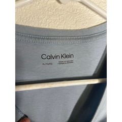 Calvin Klein XL blue T-Shirt w/graphic design-used good condition