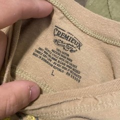 Cremieux tan y2k style tee fleur crest vtg inside out seam L/22.5