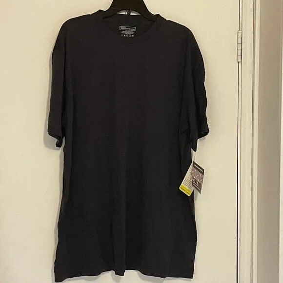 5.11 Tactical Professional Short Sleeve Shirt #71309 Navy SIze Medium