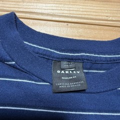 Oakley Regular Fit Horizontal Striped Pattern Surf Skate T-Shirt Men’s Large