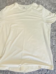 All In Motion Yellow T-shirt – Good/Excellent Condition – Used – Pre-owned.