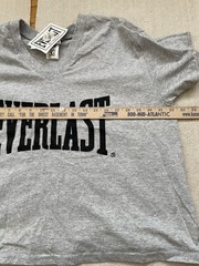 Vintage Everlast Boxy Cropped Tshirt 100% Cotton Boxing Workout Gym Deadstock