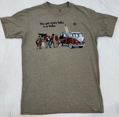 VW Volkswagen Licensed “You get more folks in a Volks” T-Shirt Tee Size L EUC