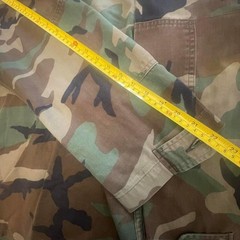 US Army Woodland Camo Fatigue Army Issued with Name button up Medium