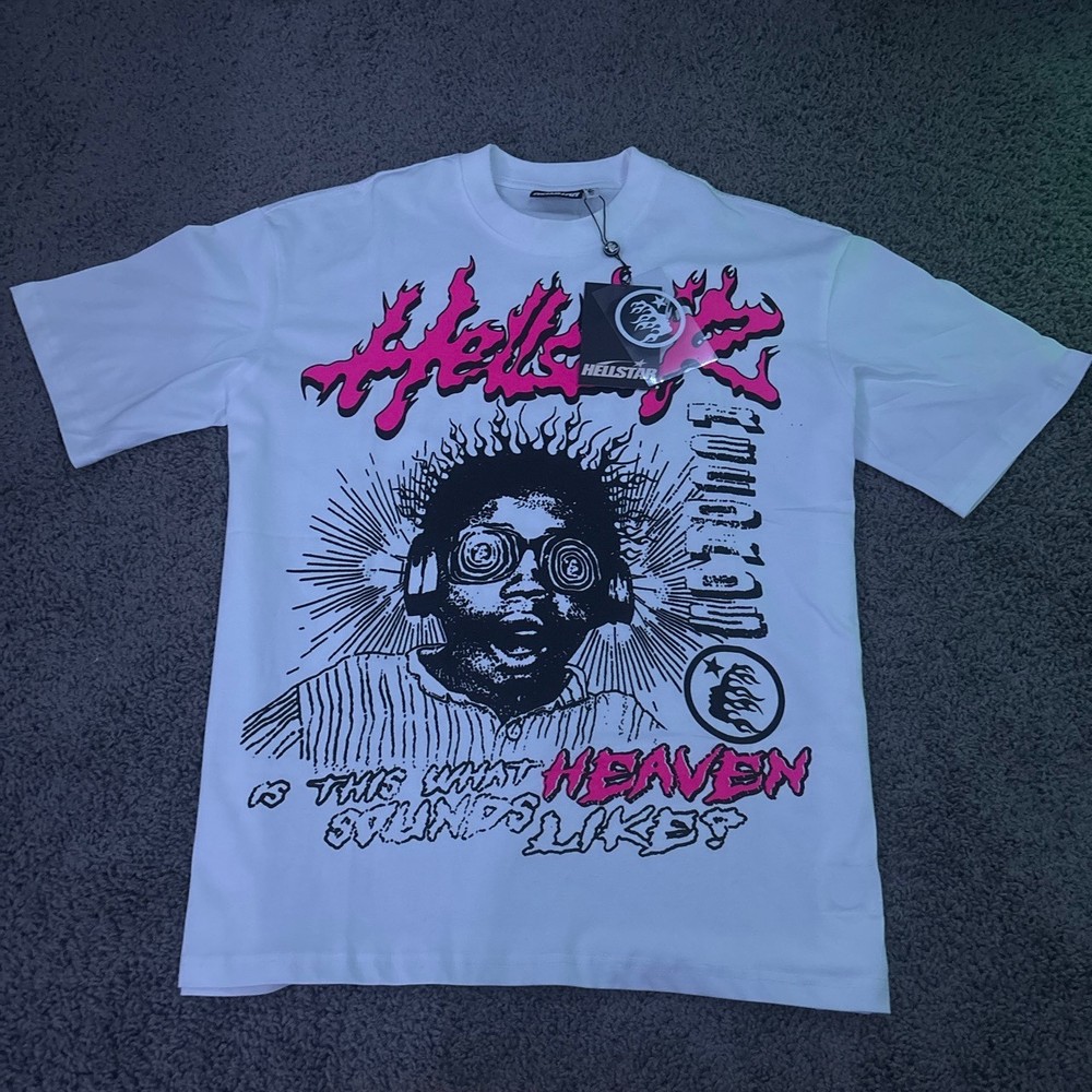 👕 Hellstar T-shirt 💯 100% cotton 100% authentic 🫆has nfc scan 📦 ships in 1-2